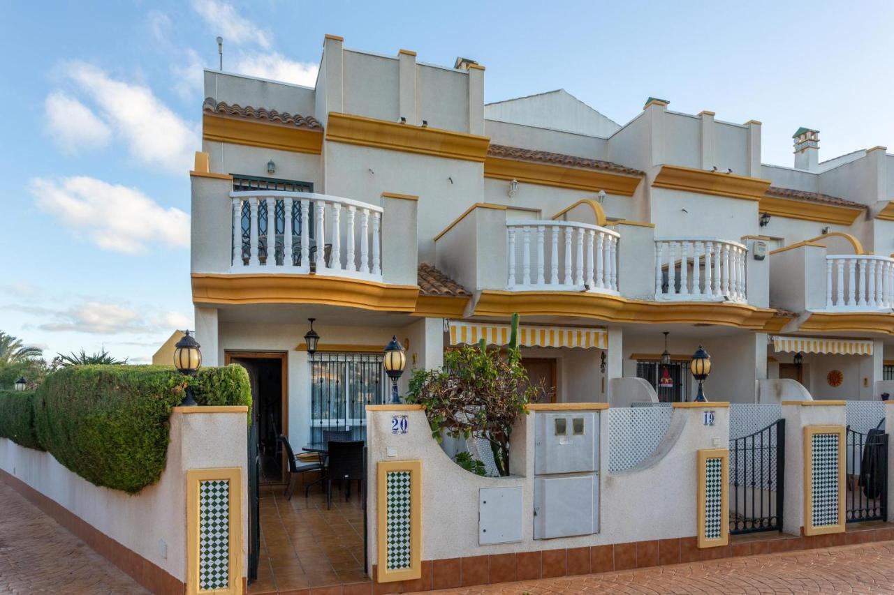 فيلا Pool-Side Townhouse In Cabo Roig أوريويلا المظهر الخارجي الصورة